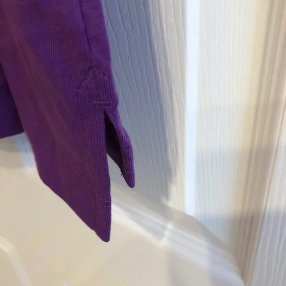 Lands’ End Women’s Round Neck Shirt, Size Medium - Picture 6 of 7